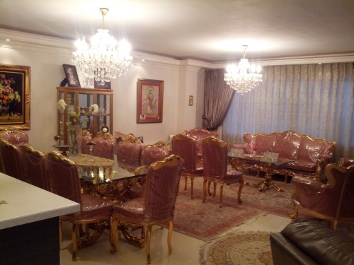 آپارتمان مسکونی در ظفر